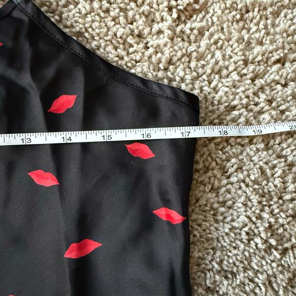 A New Day Women’s Silky Tank Top, Black with Red Lips, Size Small - Picture 4 of 5